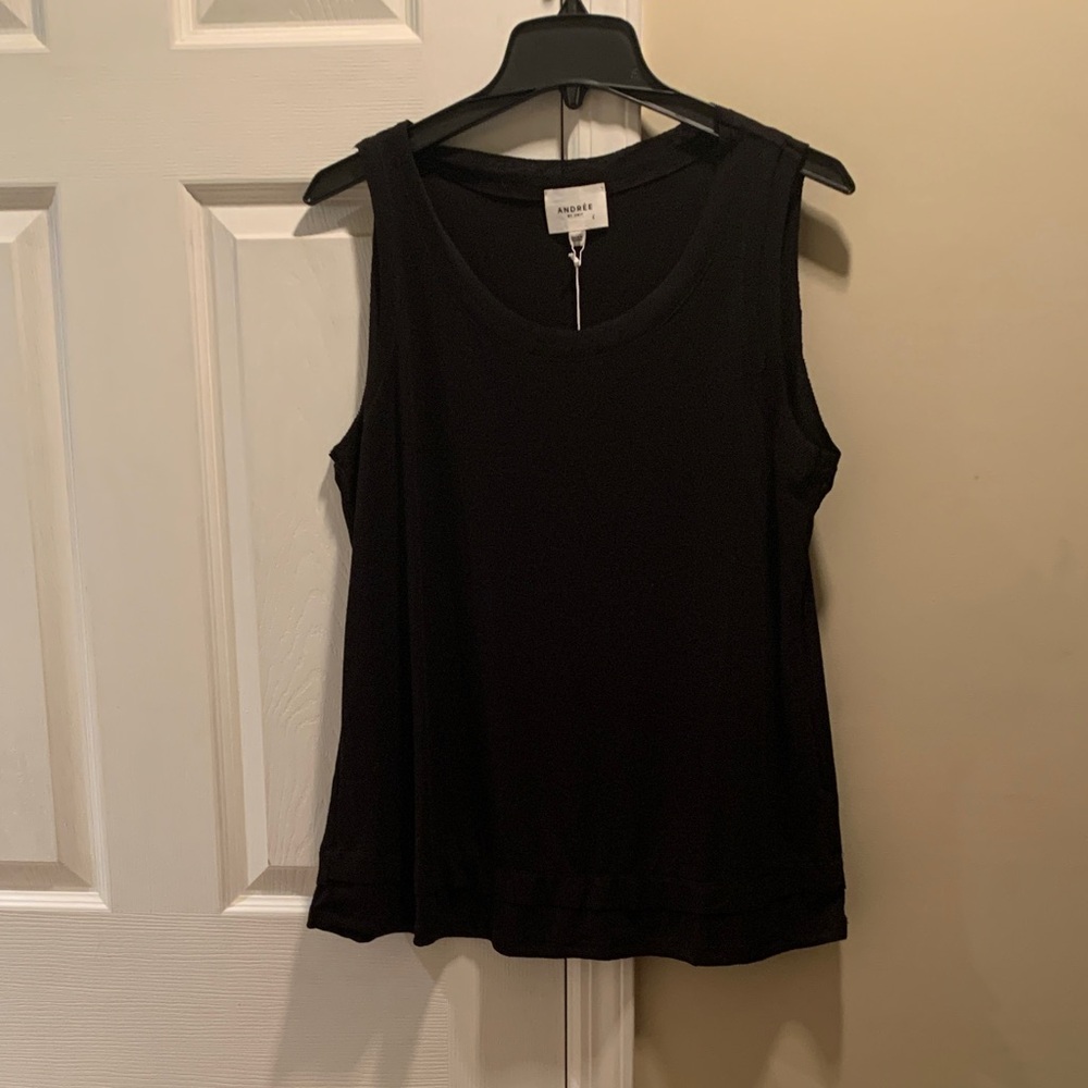 ANDREE BY UNIT Elegant Black Tank Top